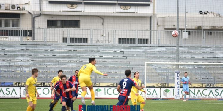 Cerignola-Taranto 0-0, la cronaca: pareggio senza emozioni