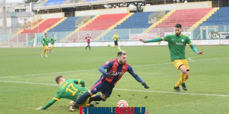 Taranto-Lavello 2-0, la cronaca: doppio morso argentino. Abayian-Guaita gol!