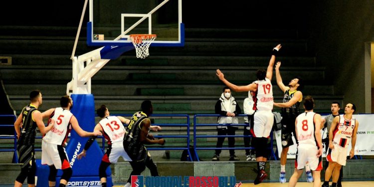 Cus Jonico Taranto-Ruvo 76-61, la fotogallery