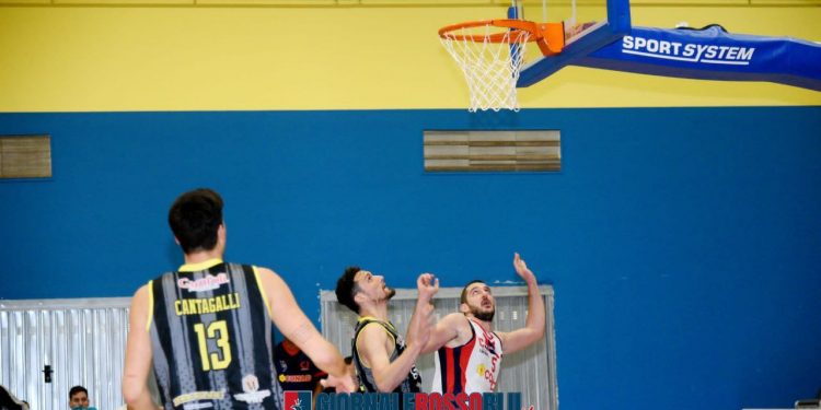 Cus Jonico Taranto-Ruvo 76-61, la fotogallery
