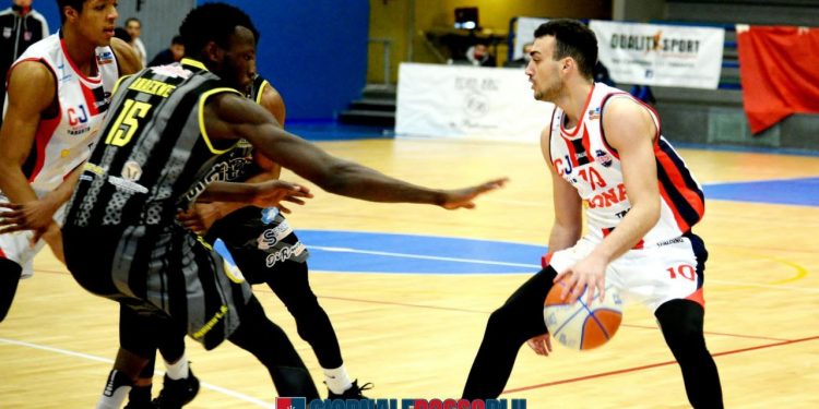 Cus Jonico Taranto-Ruvo 76-61, la fotogallery