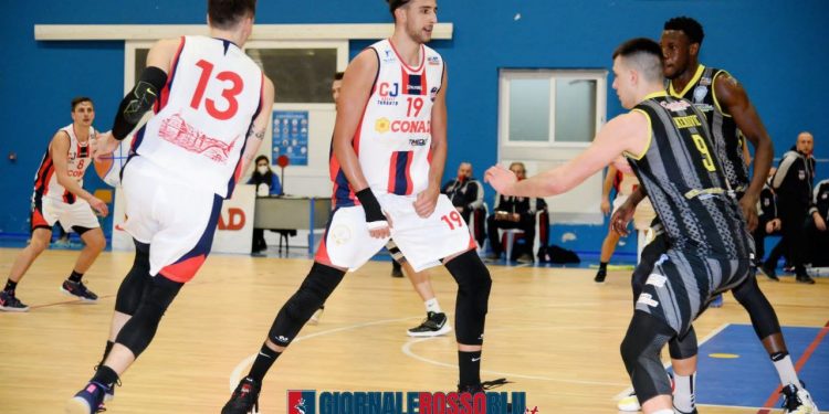 Cus Jonico Taranto-Ruvo 76-61, la fotogallery