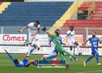 Taranto-Fidelis Andria 1-1, la cronaca: un punto che vale il primato
