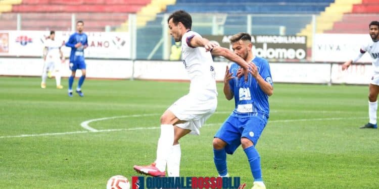 Taranto-Fidelis Andria 1-1, la cronaca: un punto che vale il primato