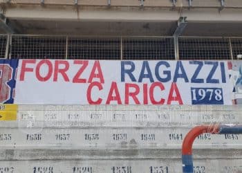 Taranto, la sorpresa degli ultras: “Forza Ragazzi Carica”