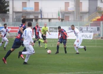 Taranto-Casarano 0-0, la cronaca: pareggio con recriminazioni