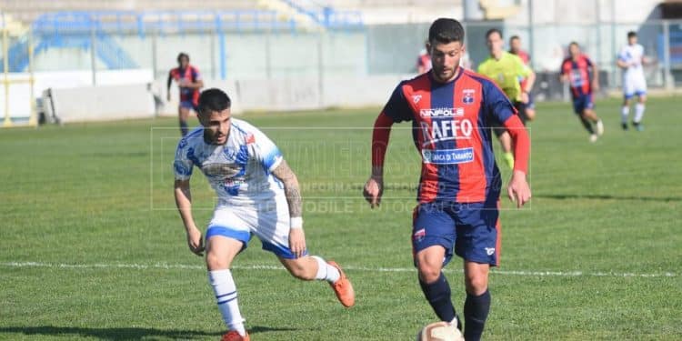 Brindisi-Taranto 1-3, la cronaca: Diaz decisivo zittisce tutti. Tris e ancora primato