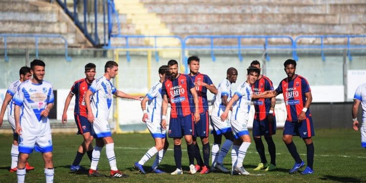 Brindisi-Taranto 1-3, la fotogallery