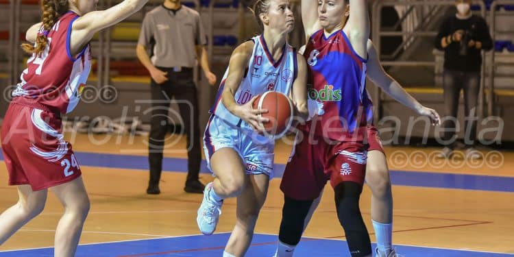 Ad Maiora Taranto-Salerno Basket 92 61-57, la fotogallery