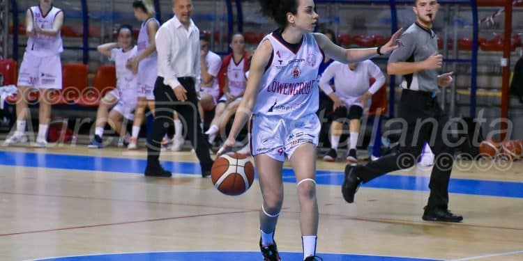 Ad Maiora Taranto-Salerno Basket 92 61-57, la fotogallery