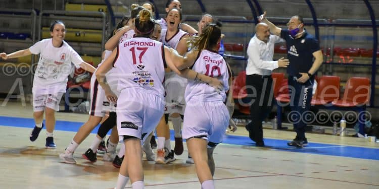 Ad Maiora Taranto-Salerno Basket 92 61-57, la fotogallery