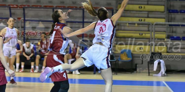 Ad Maiora Taranto-Salerno Basket 92 61-57, la fotogallery