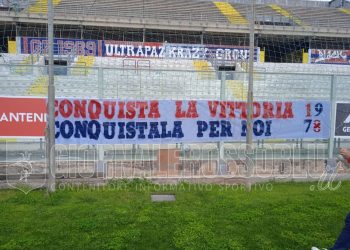 Taranto, gli Ultrapaz 1978 vicini alla squadra