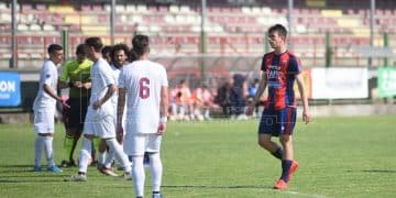 Real Aversa-Taranto 0-0, la moviola: rigore giusto, ma c’era fallo su un difensore rossoblu