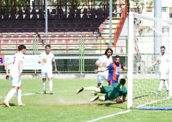 Real Aversa-Taranto 0-0, la moviola: rigore giusto, ma c’era fallo su un difensore rossoblu
