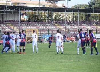 Real Aversa-Taranto 0-0, la moviola: rigore giusto, ma c’era fallo su un difensore rossoblu