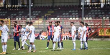Real Aversa-Taranto 0-0, la moviola: rigore giusto, ma c’era fallo su un difensore rossoblu