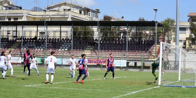 Real Aversa-Taranto 0-0, la fotogallery
