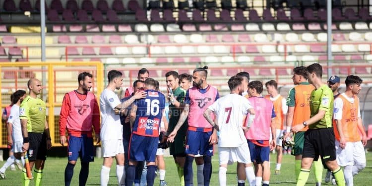 Real Aversa-Taranto 0-0, la fotogallery