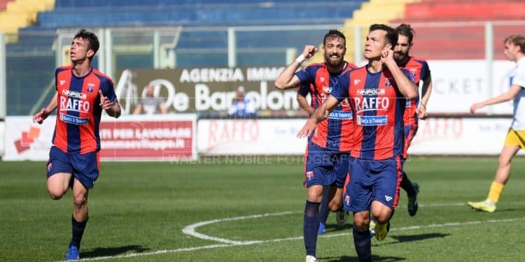 Taranto-Gravina 1-0, la fotogallery