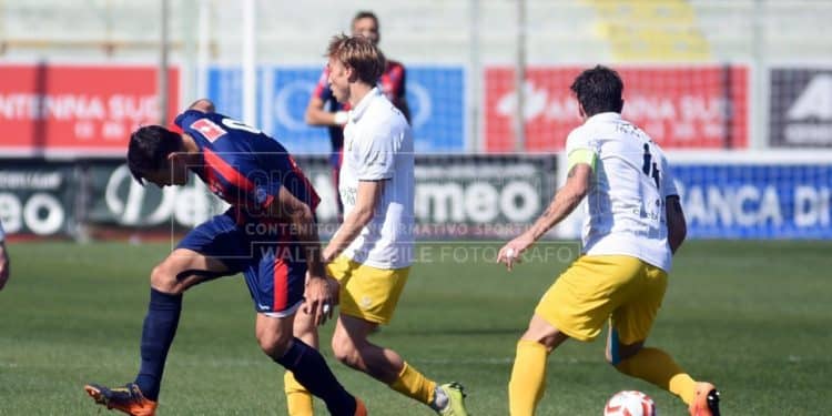 Taranto-Gravina 1-0, la fotogallery