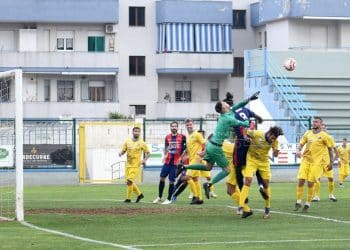 Fasano-Taranto 1-2, la cronaca: Corvino-Matute e la capolista se ne va