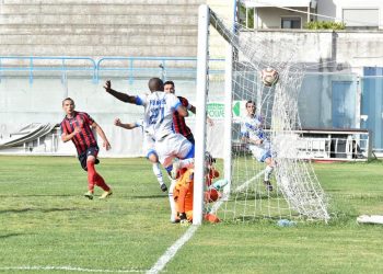 Brindisi, il gol di Forbes è nettamente regolare