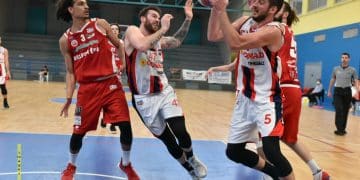 CJ Taranto-Senigallia 87-74, gara 1 è rossoblu!