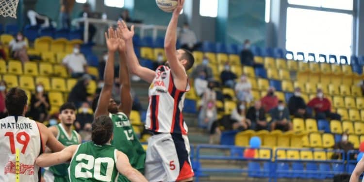 CJ Basket-Avellino 81-73: Taranto chiude in bellezza, ora i playoff