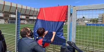 Stadio “Erasmo Iacovone”, il sindaco Melucci svela due targhe