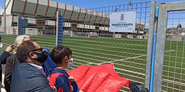 Stadio “Erasmo Iacovone”, il sindaco Melucci svela due targhe