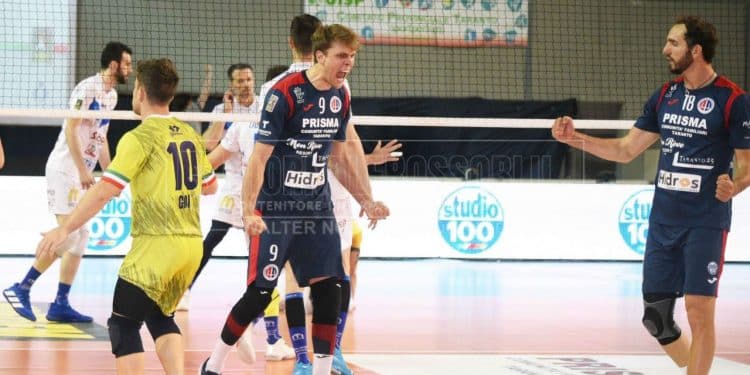 Prisma Taranto Volley-Atlantide Pallavolo Brescia 3-2, la fotogallery