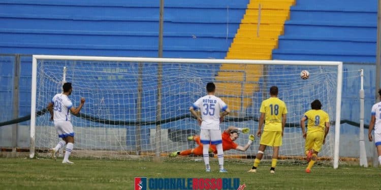 Serie D/H, tris del Picerno alla Puteolana. Ora il Taranto è a -3