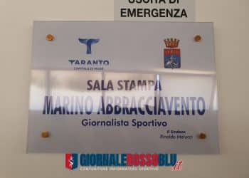 Stadio Iacovone, corretta la targa dedicata a Marino Abbracciavento
