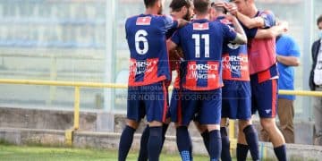 Taranto-Team Altamura 1-0, la cronaca: tempo galantuomo, El Turu Corado regala la vittoria ai rossoblu