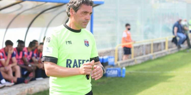 Taranto-Team Altamura 1-0, la cronaca: tempo galantuomo, El Turu Corado regala la vittoria ai rossoblu