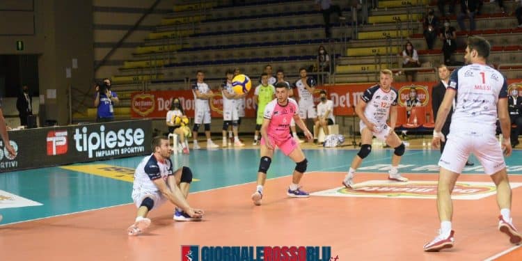 Super coppa A2: Prisma Taranto Volley-Agnelli Tipiesse Bergamo 1-3, la fotogallery