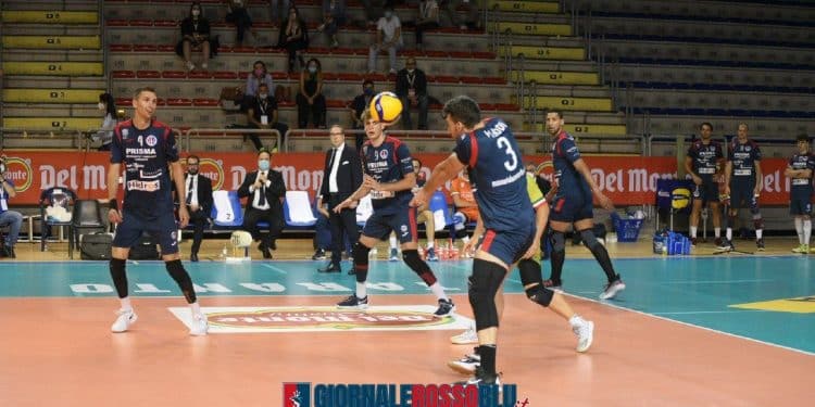 Super coppa A2: Prisma Taranto Volley-Agnelli Tipiesse Bergamo 1-3, la fotogallery