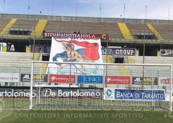 Taranto, la sorpresa dei tifosi rossoblu prima della sfida contro il Cerignola