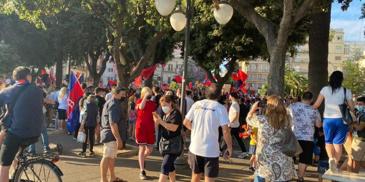 Taranto, scoppia la festa in città: la fotogallery