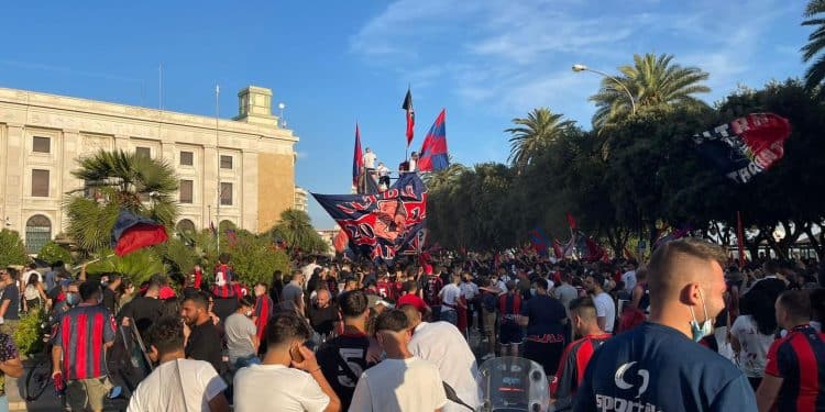 Taranto, scoppia la festa in città: la fotogallery