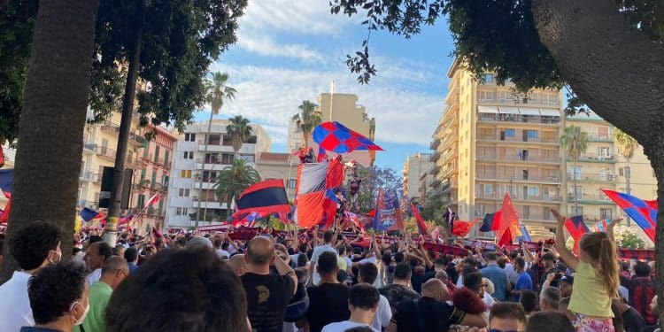 Taranto, scoppia la festa in città: la fotogallery