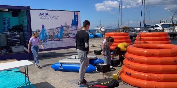 Ondabuena nel villaggio Inspire del SailGP