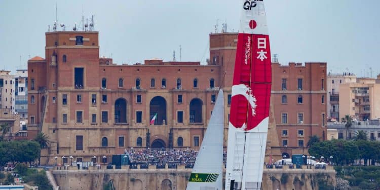 Italy Sail Grand Prix: nella prima giornata a Taranto testa a testa tra USA e Japan SailGP Team