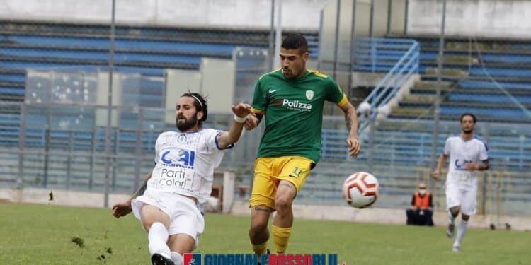 Taranto-Cerignola 4-2, la cronaca: una squadra da favola fa sognare i tifosi