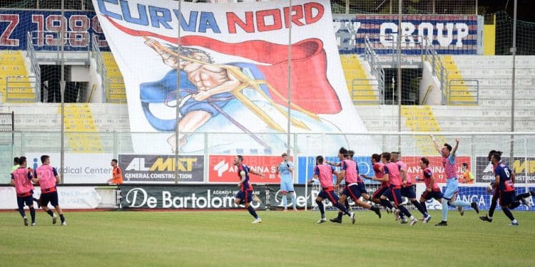 Taranto-Cerignola 4-2, la fotogallery