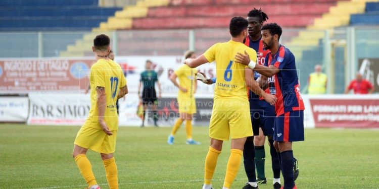 Taranto-Cerignola 4-2, la fotogallery