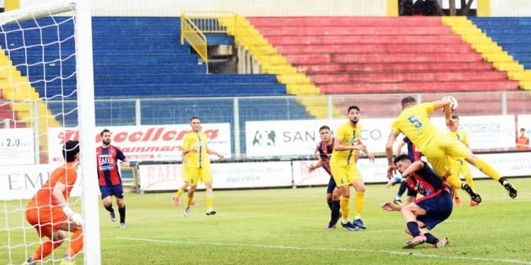 Taranto-Cerignola 4-2, la fotogallery