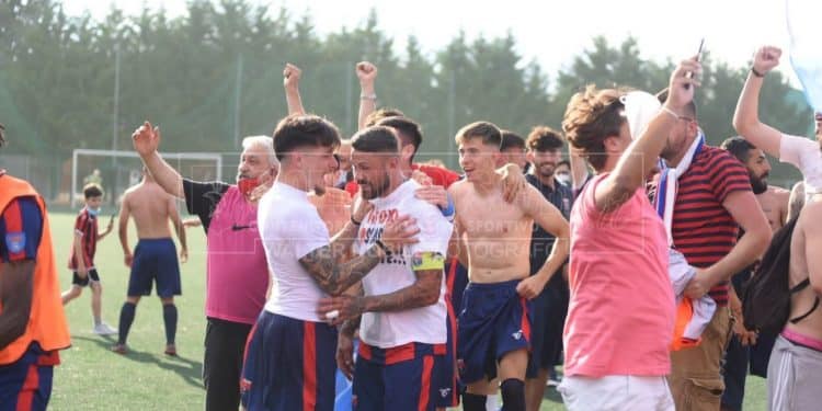 Lavello-Taranto 2-3, la cronaca: vittoria all’ultimo respiro. E’ Serie C!