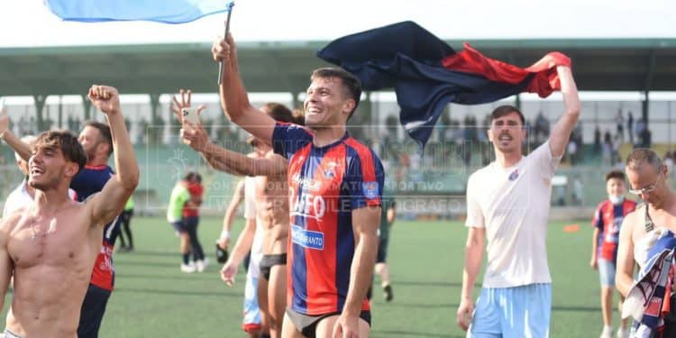 Lavello-Taranto 2-3, la cronaca: vittoria all’ultimo respiro. E’ Serie C!